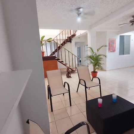 Hostal Los Heroes Antiguo Cuscatlán Kültér fotó