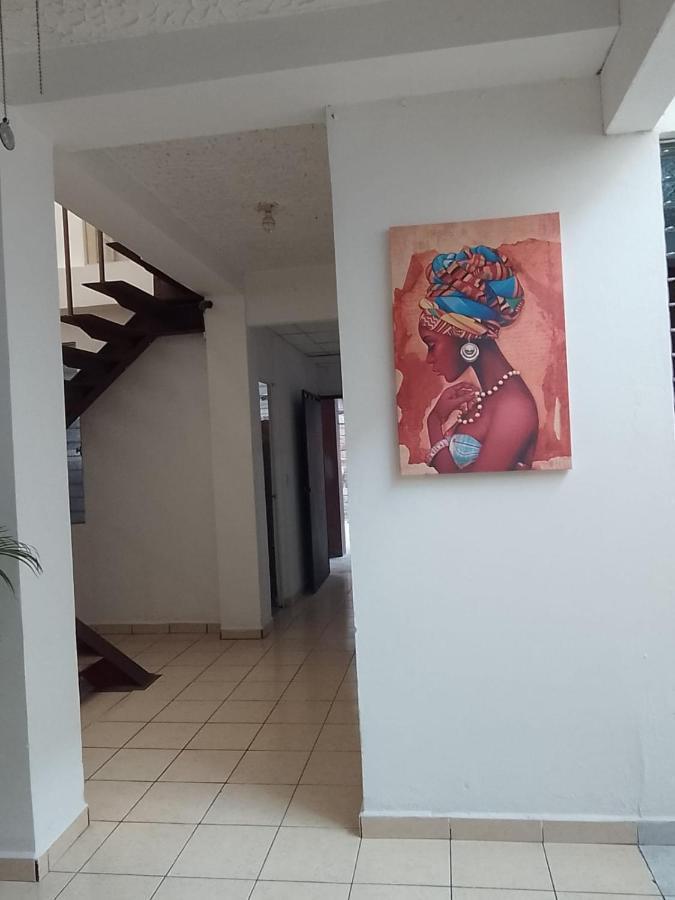 Hostal Los Heroes Antiguo Cuscatlán Kültér fotó